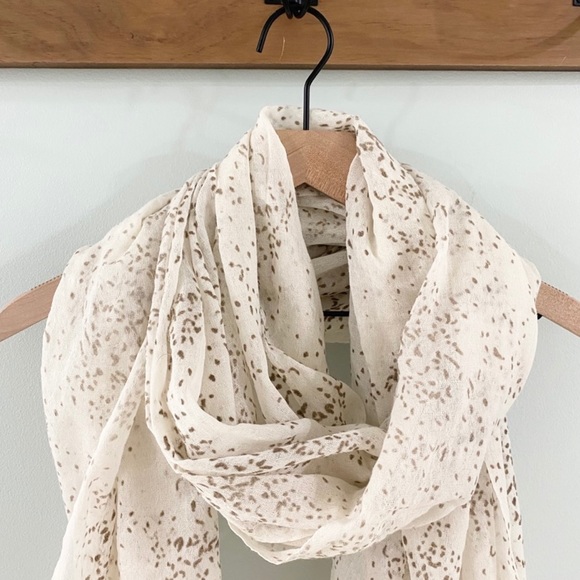 Hang N Hold Casual Wrap Wool Scarf, One Size - Picture 2 of 8